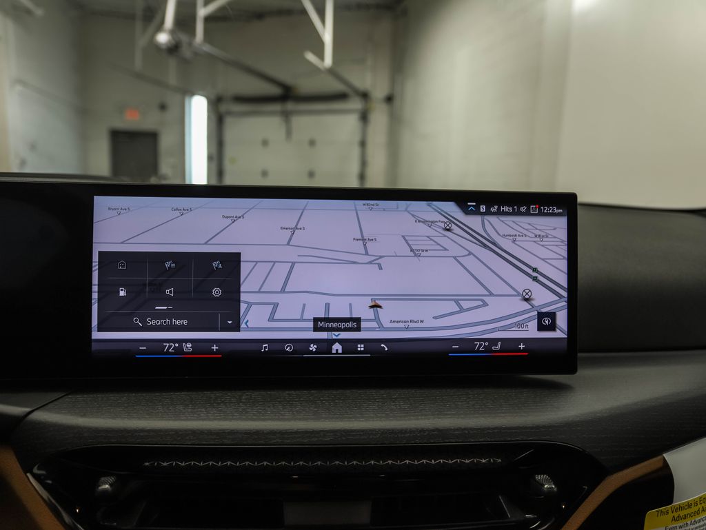 Thumbnail: 2025 BMW 3 Series - 16