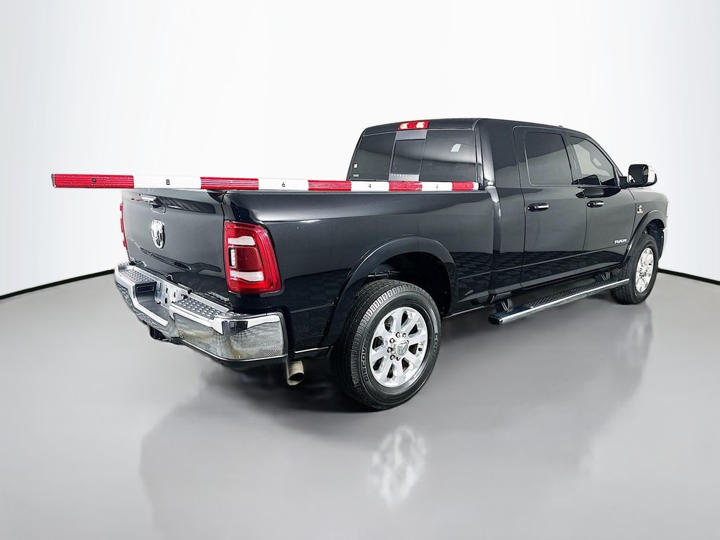 Used 2022 Black Ram Laramie image 7