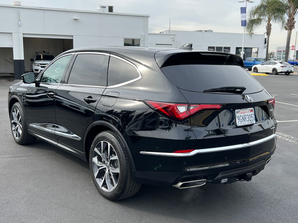 Thumbnail: 2023 Acura MDX - 9