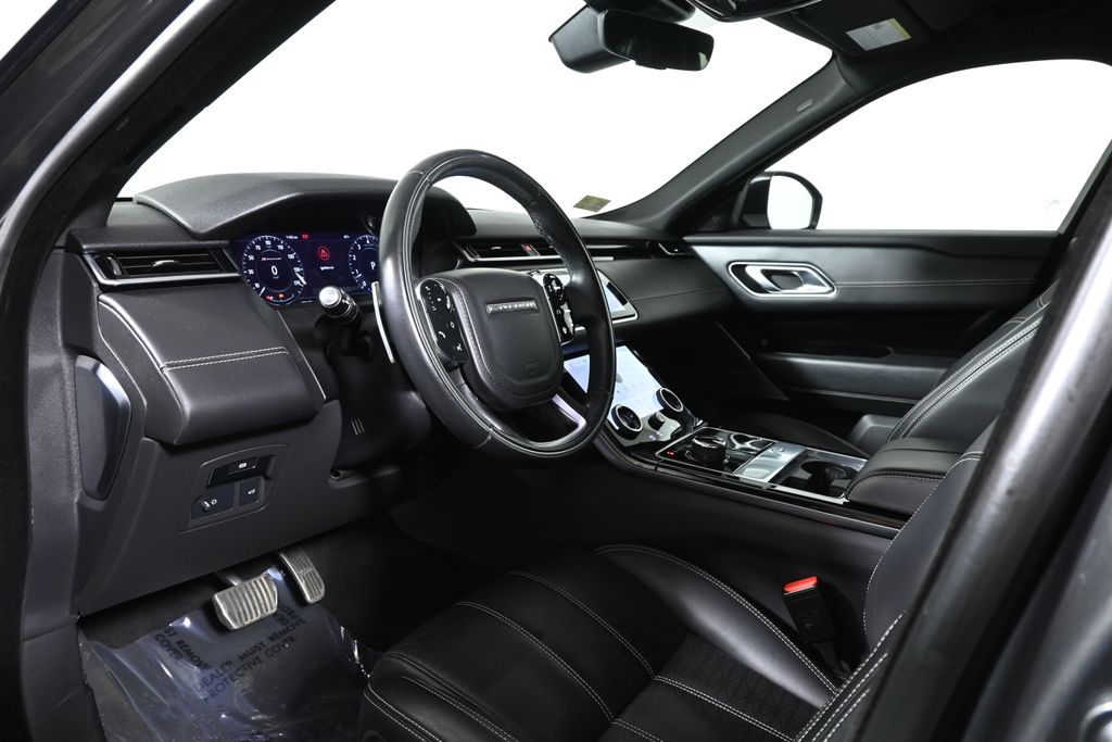 Thumbnail: 2019 Land Rover Range Rover Velar - 15