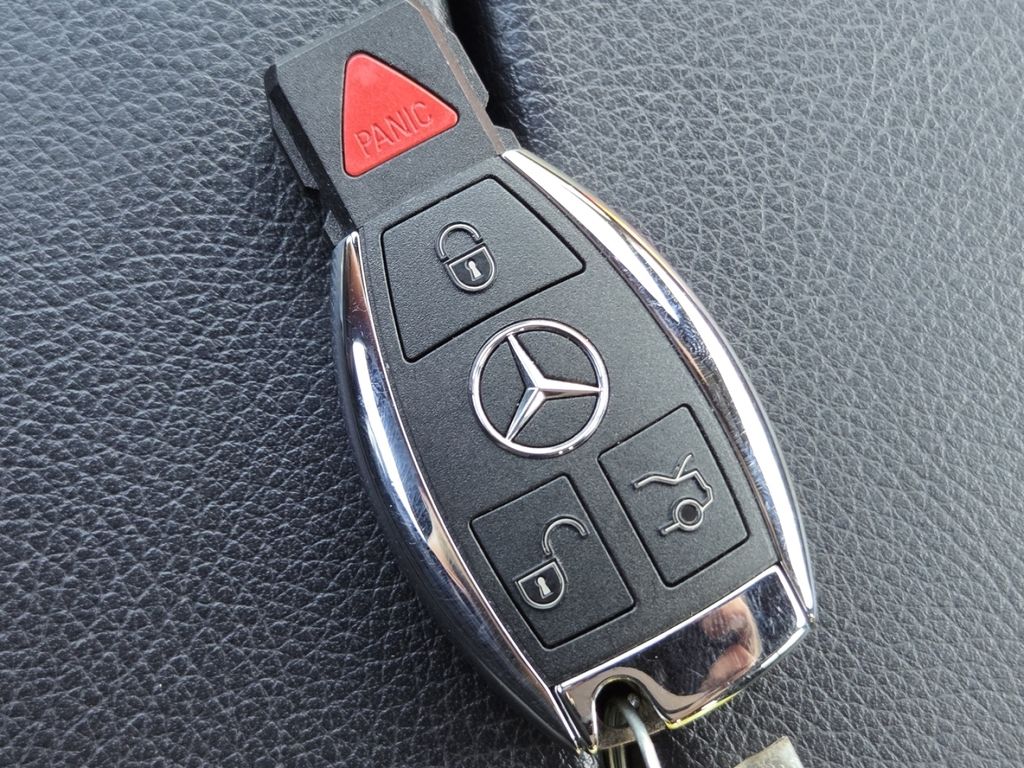 Used 2018 Black Mercedes-Benz GLS 450 image 39
