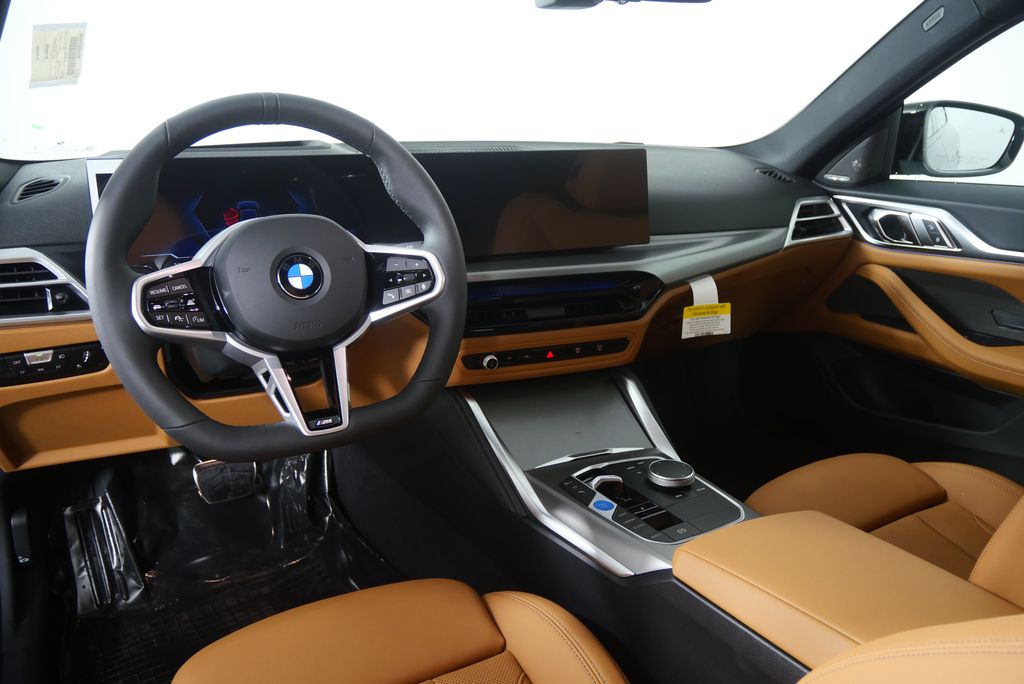 Thumbnail: 2026 BMW i4 - 17