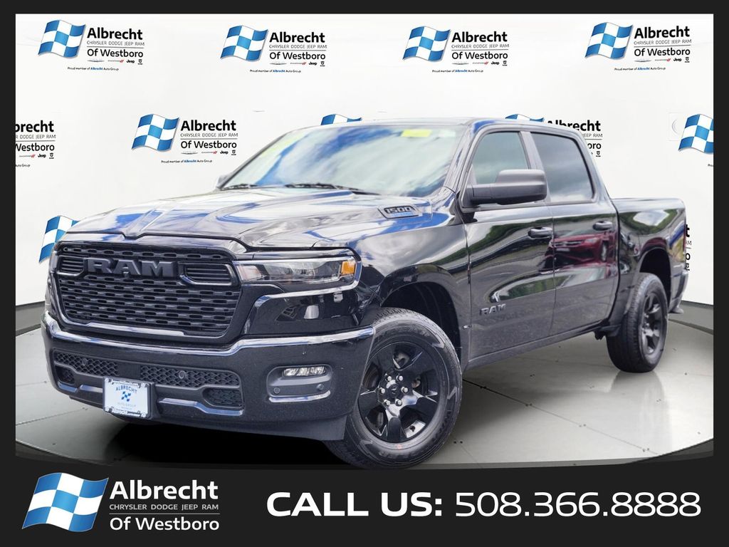 Diamond Black Crystal Pearlcoat 2025 RAM 1500 Pickup Truck Four-Wheel Drive 8-Speed Automatic