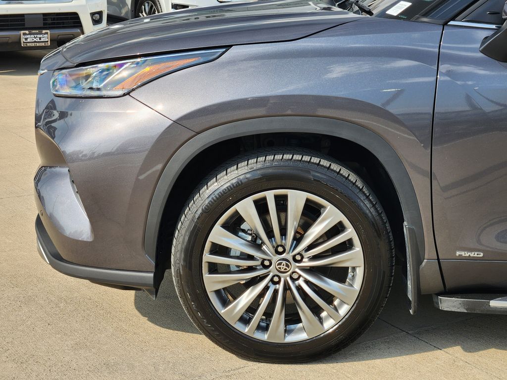 2022 Toyota Highlander Hybrid Platinum Gray at Toyota of Victoria