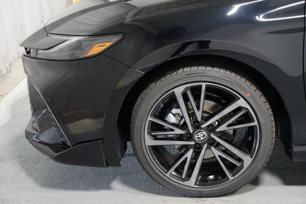 Thumbnail: 2026 Toyota Camry - 5