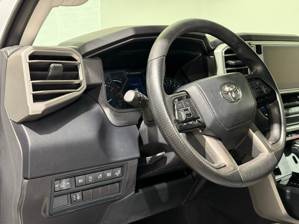 Thumbnail: 2024 Toyota Tundra - 15