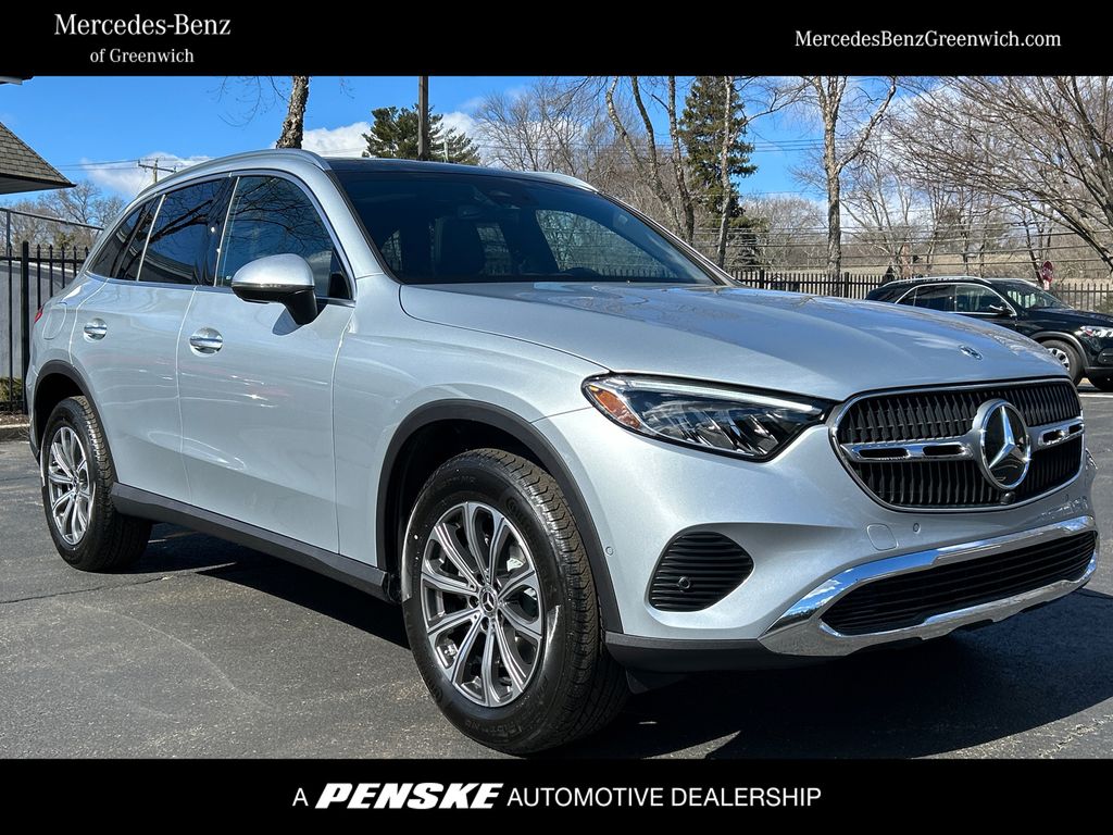 2025 Mercedes-Benz GLC 300 -
                Greenwich, CT