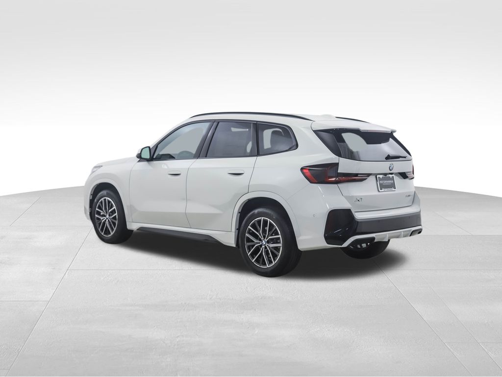 Thumbnail: 2026 BMW X1 - 4