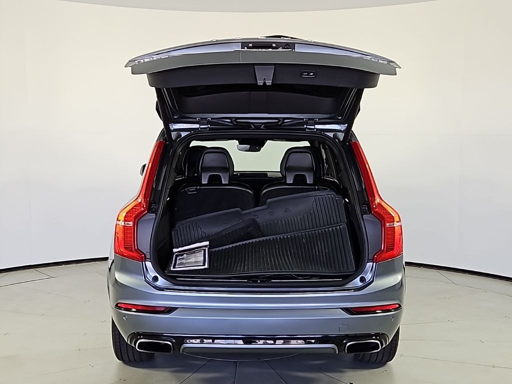 Thumbnail: 2019 Volvo XC90 - 10