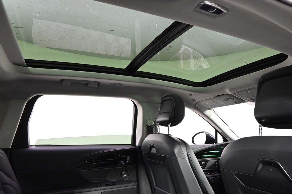 New 2026 Black Lincoln Reserve image 15