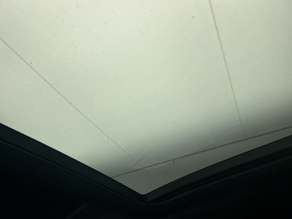 Thumbnail: 2025 Land Rover Defender - 28