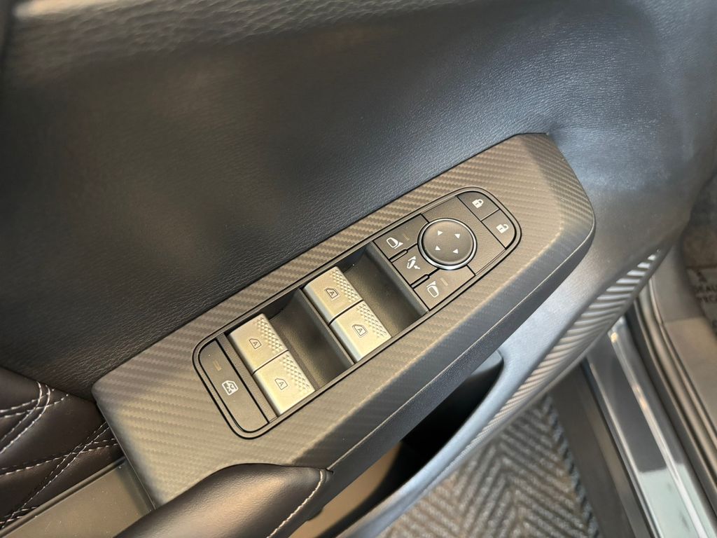 2026 Nissan Rogue Plug-In Hybrid Platinum