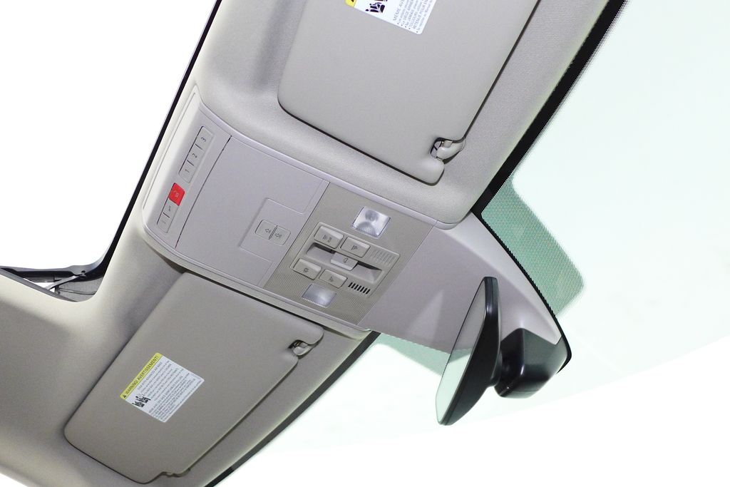 Thumbnail: 2018 Volkswagen Atlas - 17