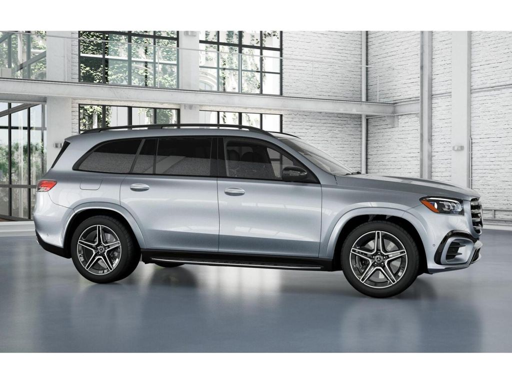 2025 Mercedes Benz GLS 450 4MATIC photo 15
