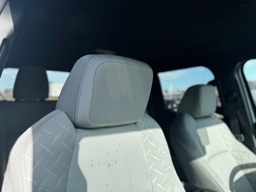 2025 Toyota Tacoma SR5 Double Cab photo 14