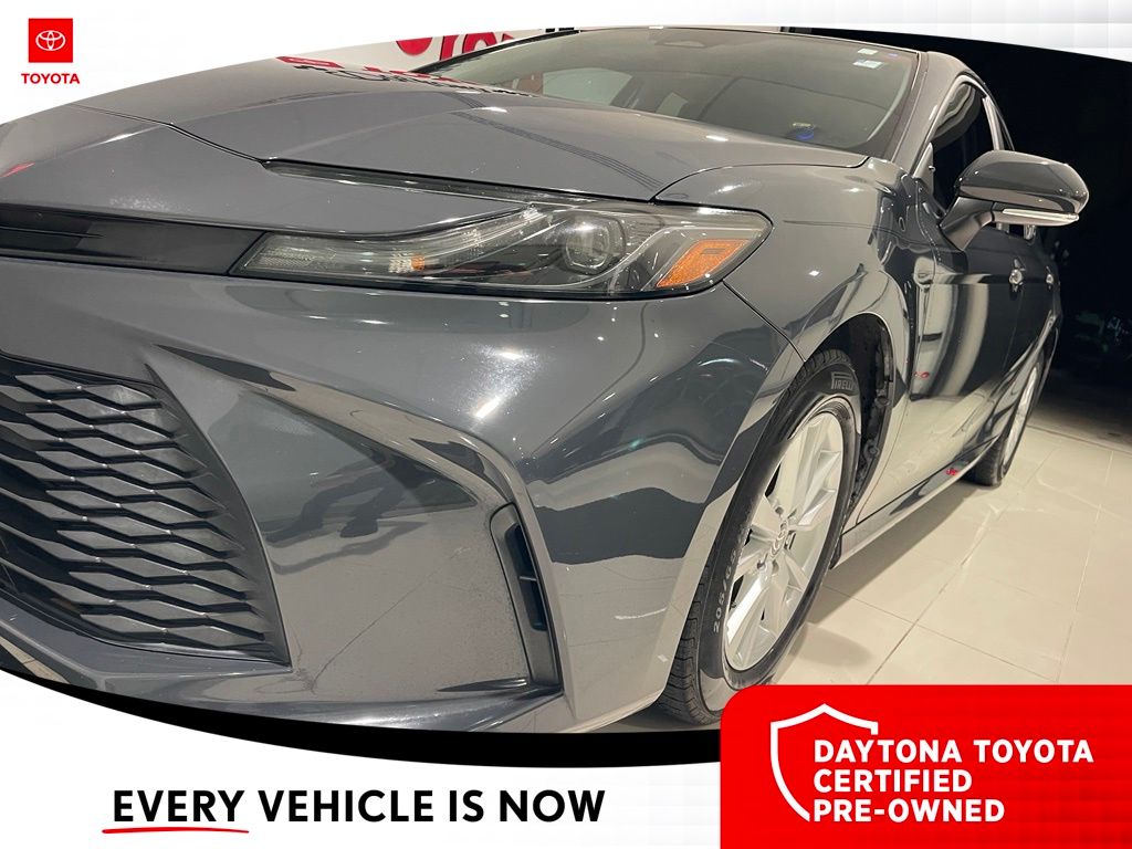 2025 Toyota Camry LE - Photo 12