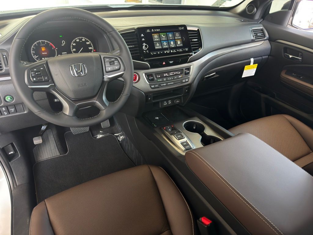 2026 Honda Ridgeline RTL White at Classic Honda Galveston