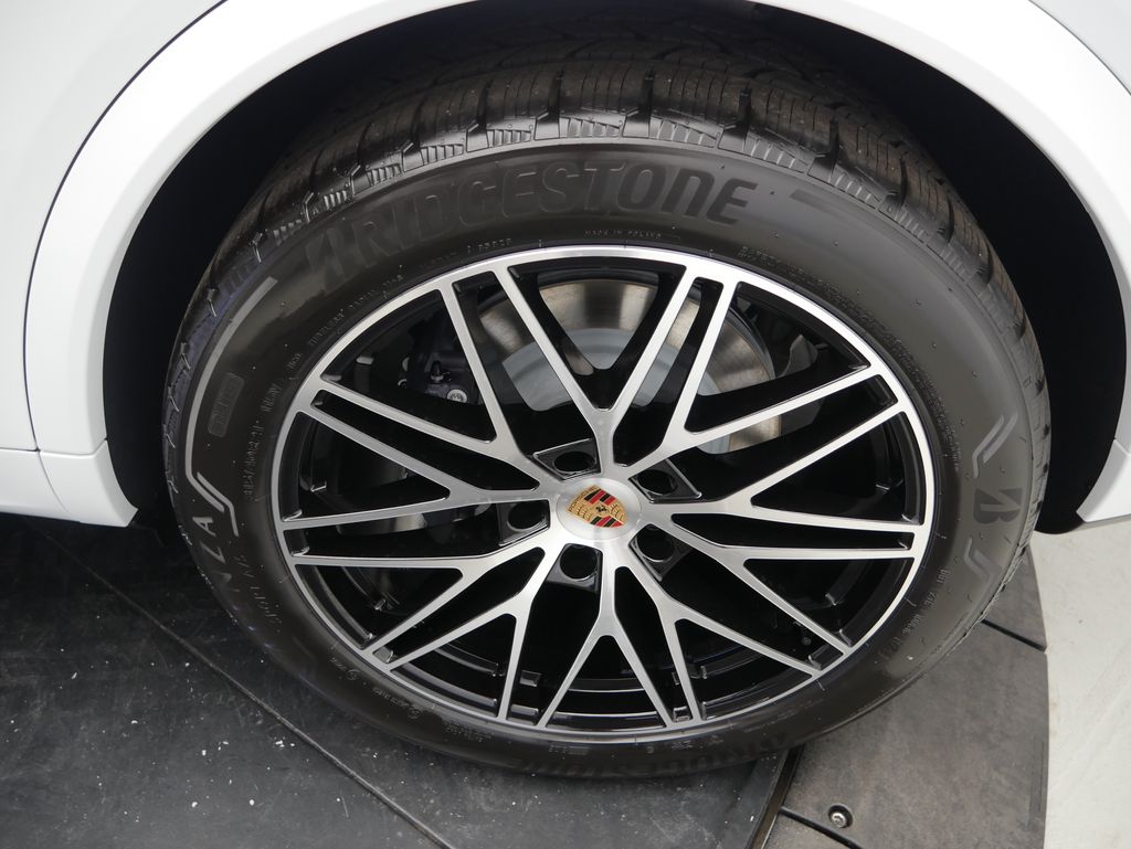 Thumbnail: 2026 Porsche  - 14
