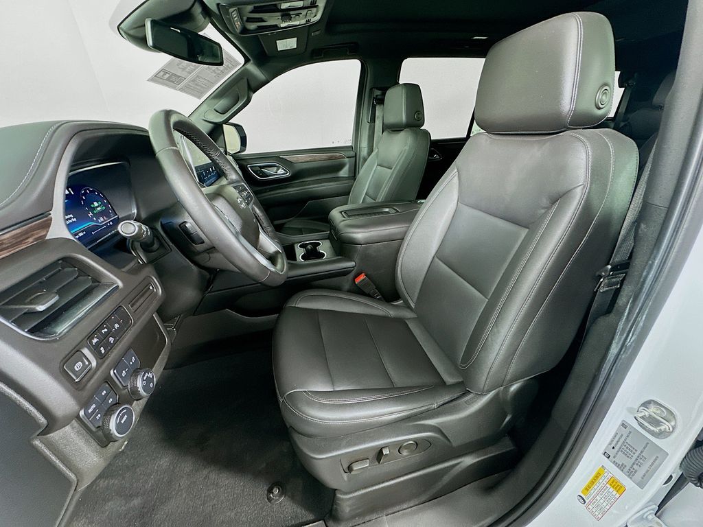 Thumbnail: 2023 Chevrolet Tahoe - 20