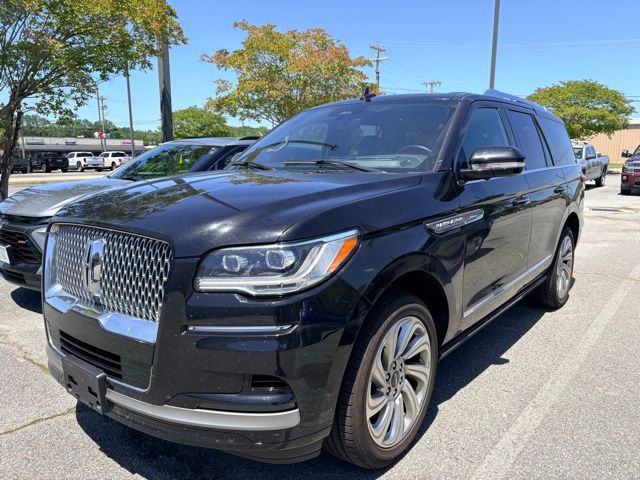 Black Metallic 2024 Lincoln Navigator Reserve 4WD SUV / Crossover Four-Wheel Drive Automatic