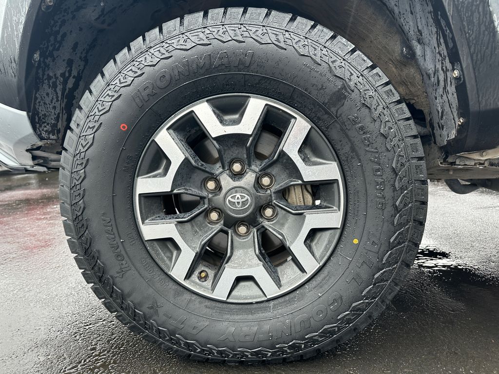 2022 Toyota Tacoma TRD Off-Road