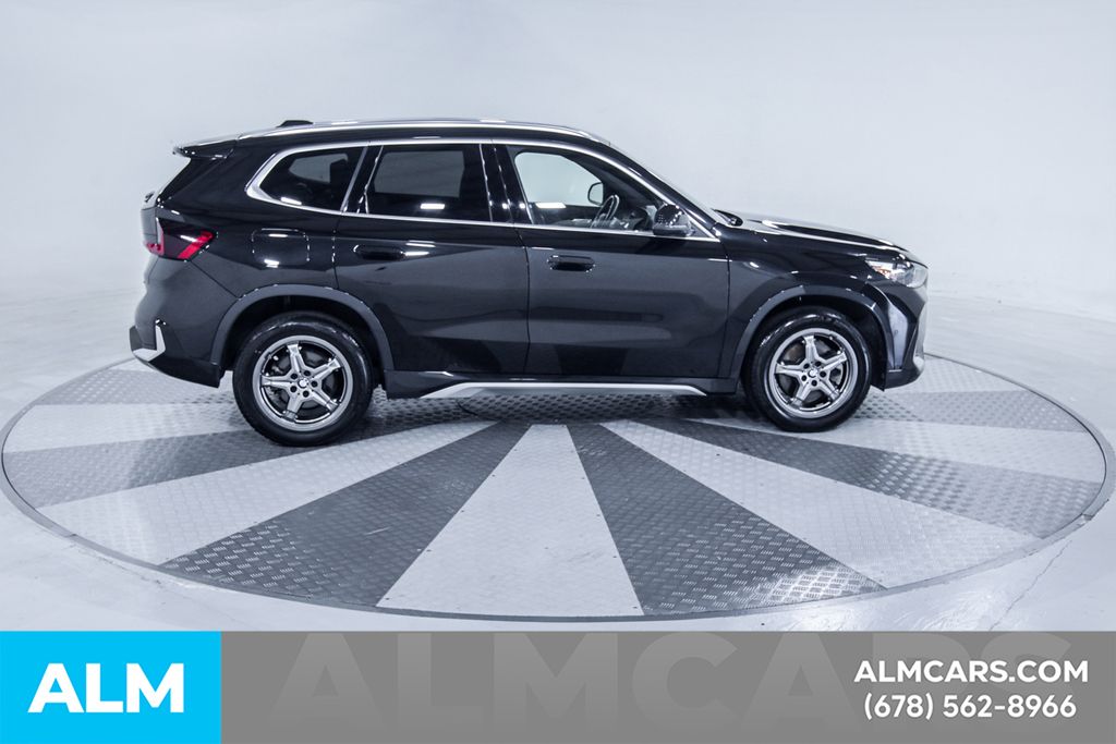 Used 2025 Black BMW xDrive28i image 11