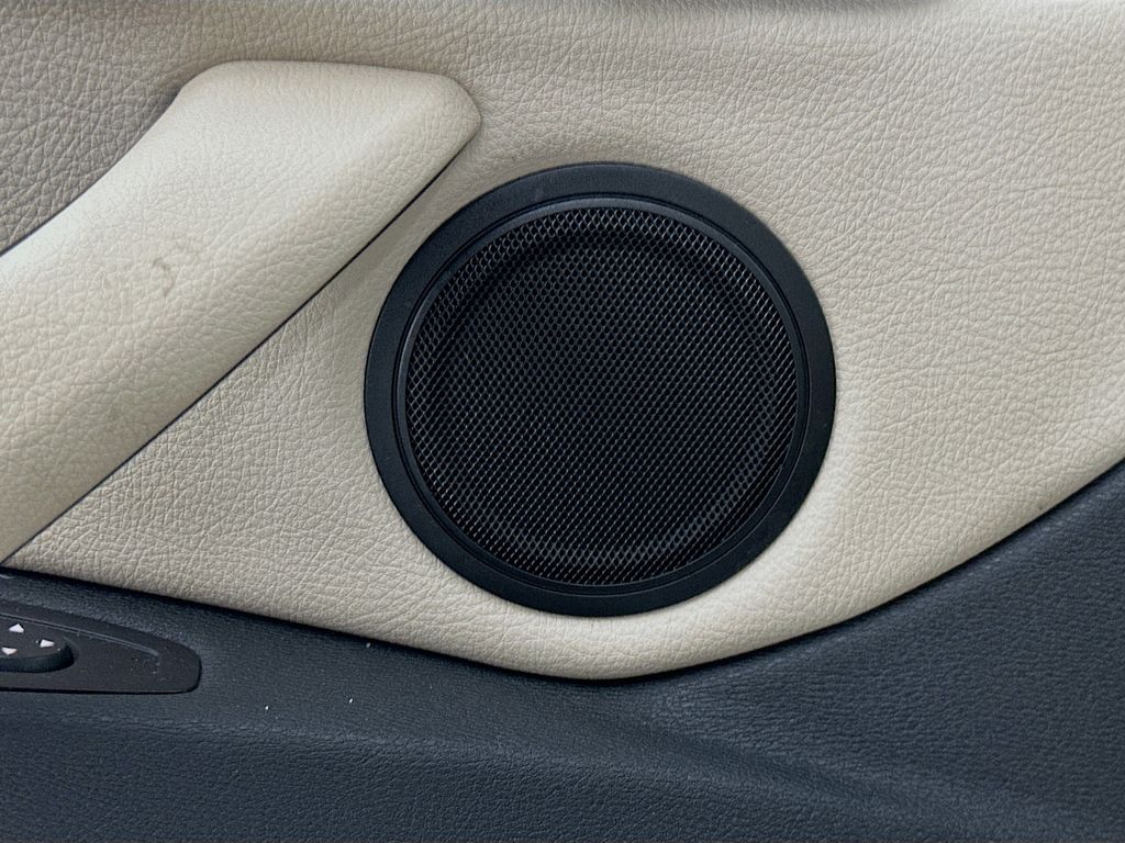 Thumbnail: 2020 BMW X1 - 19