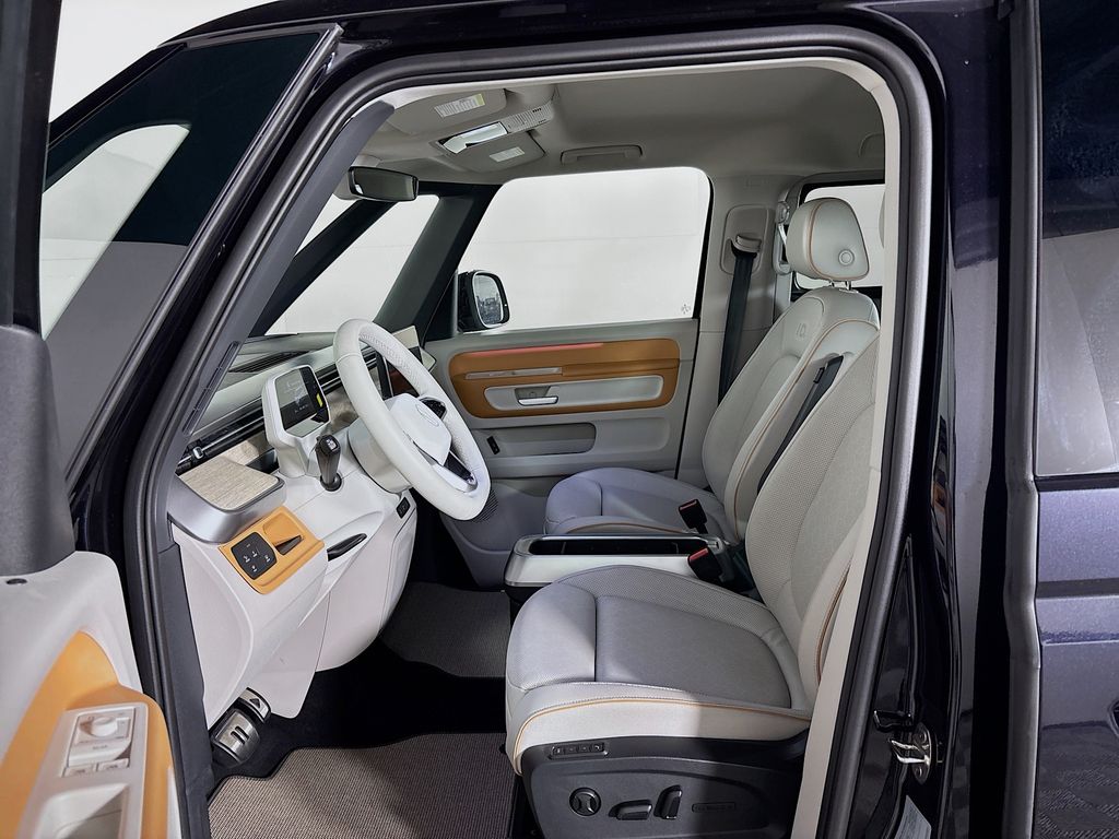 2025 Volkswagen ID. Buzz Pro S Plus