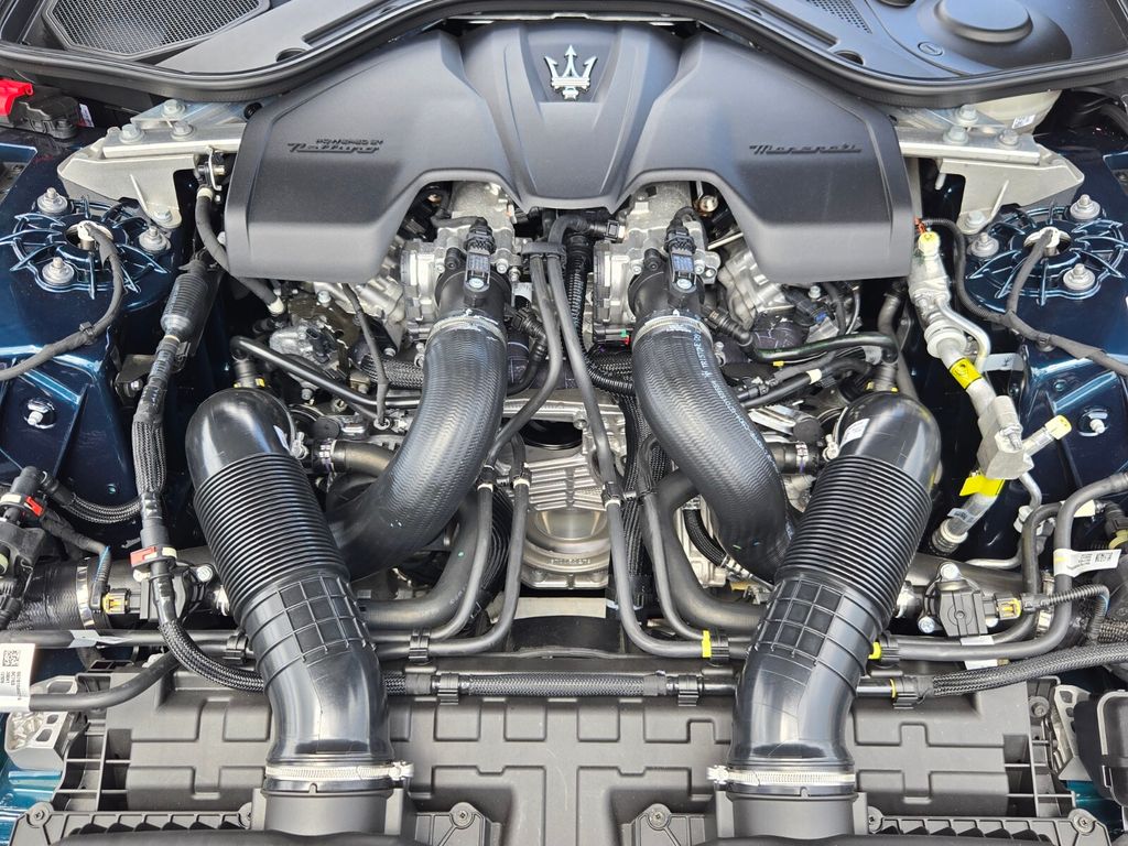 2026 Maserati Grancabrio - $184,515