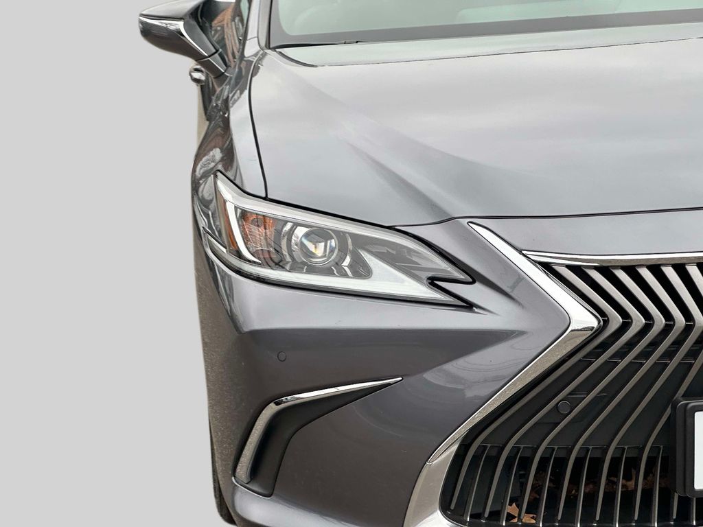 used 2021 Lexus ES car, priced at $34,495