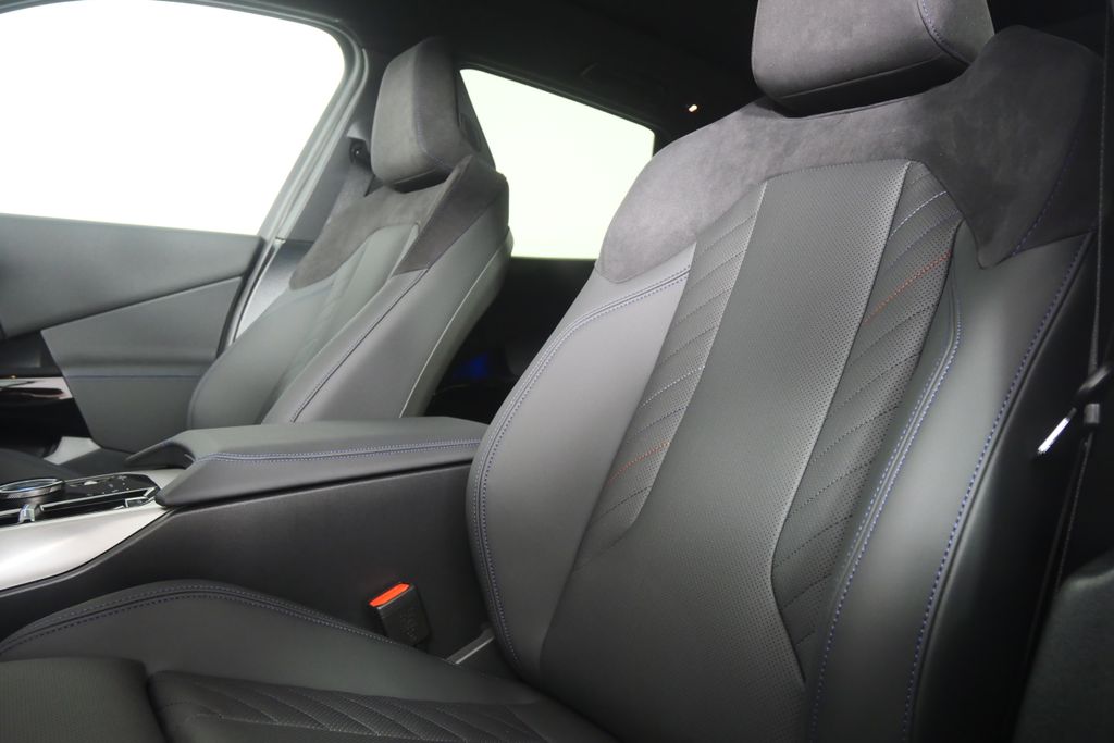 Thumbnail: 2026 BMW X3 - 10