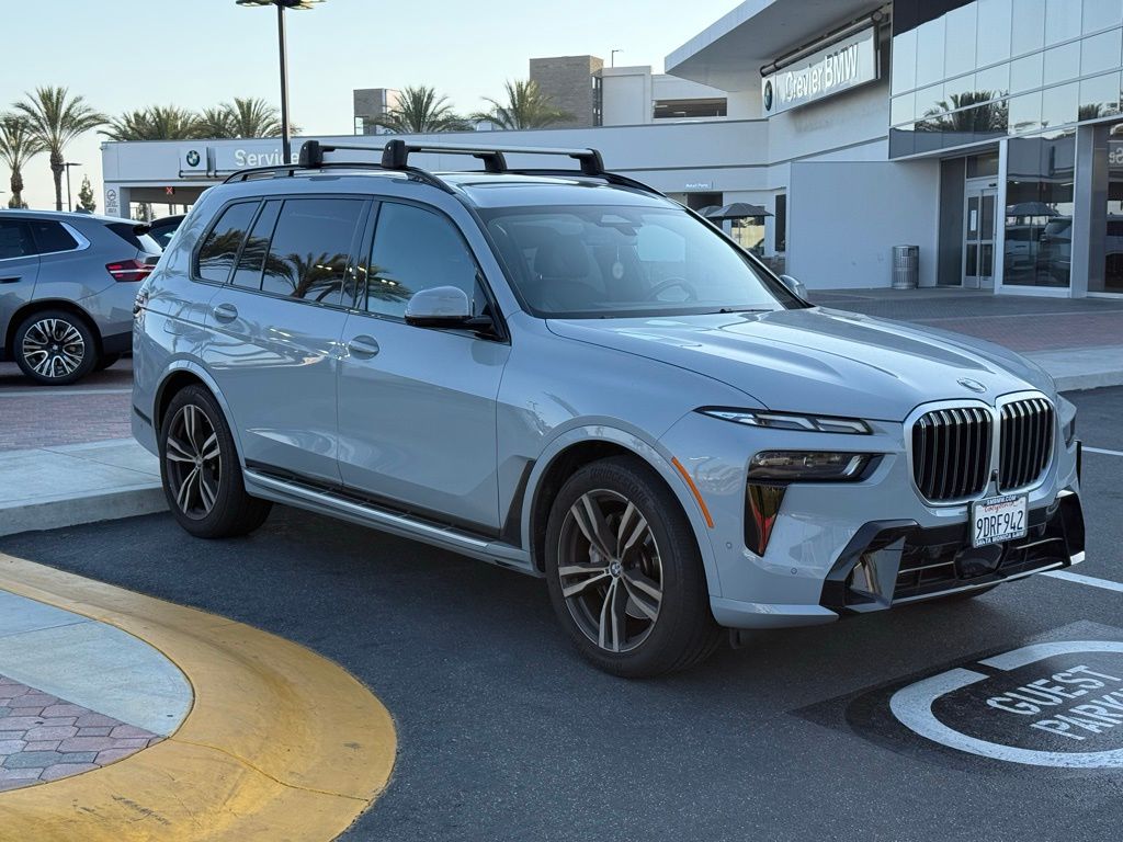 Thumbnail: 2023 BMW X7 - 3