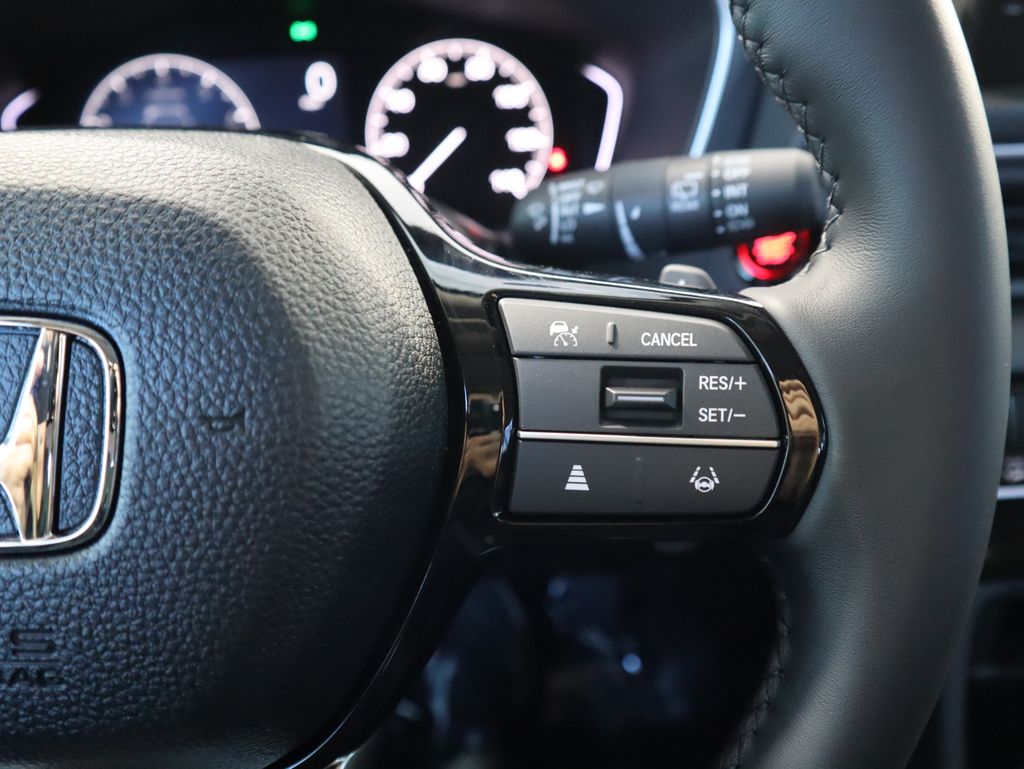 Thumbnail: 2025 Honda Pilot - 12