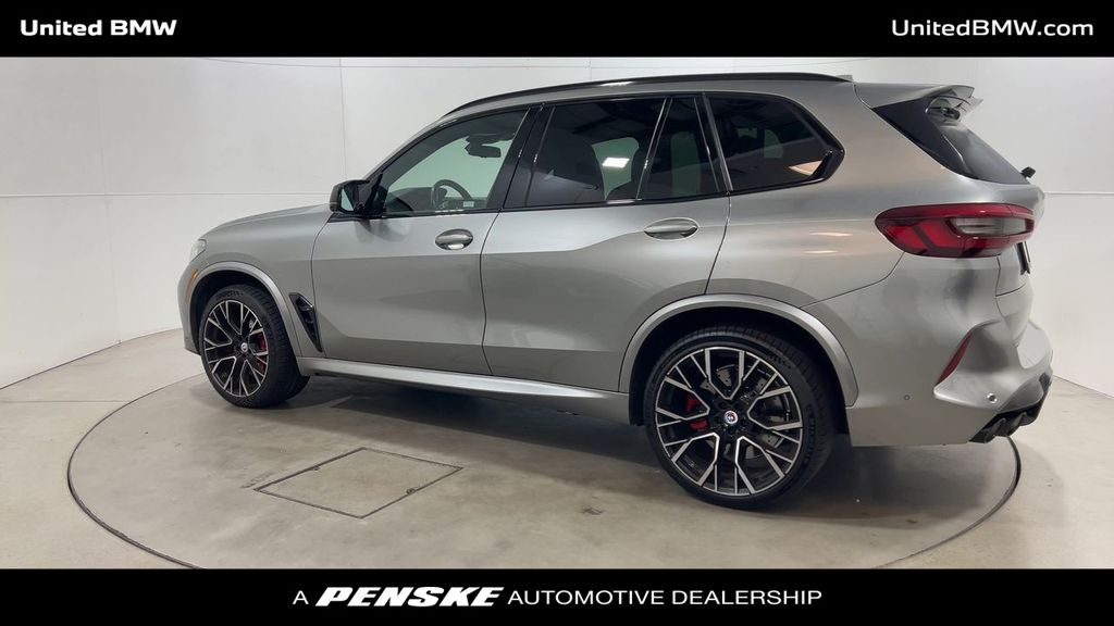 2022 BMW X5 M Competition 6