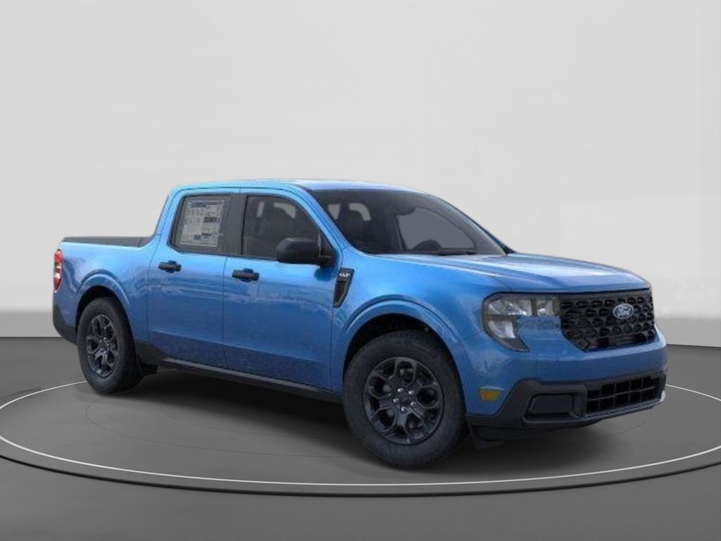 New 2026 Ford Maverick XLT 4D Crew Cab