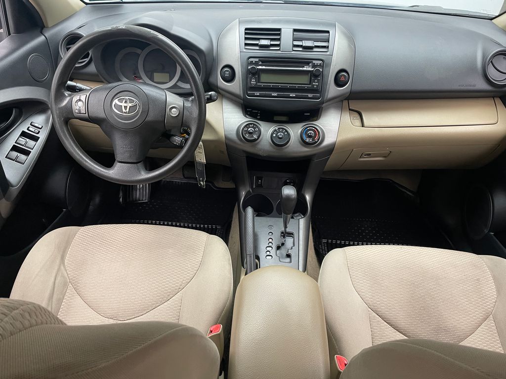 Thumbnail: 2012 Toyota RAV4 - 18