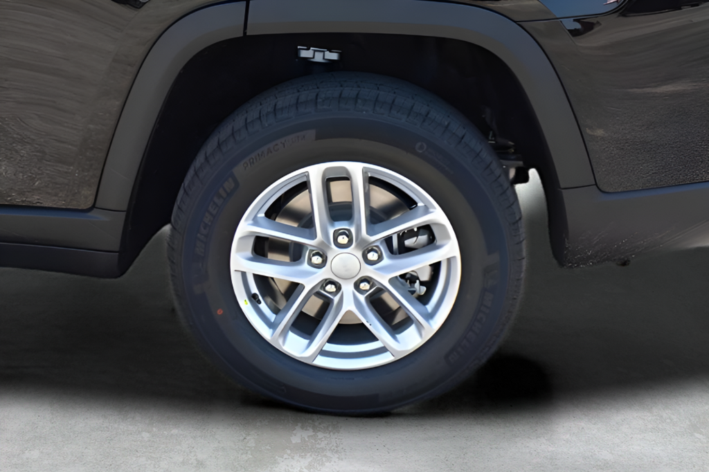 New Car 2025 Jeep Grand Cherokee L  Laredo For Sale In Austin, Texas