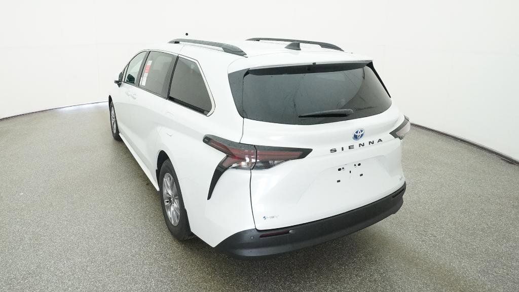 Thumbnail: 2025 Toyota Sienna - 8