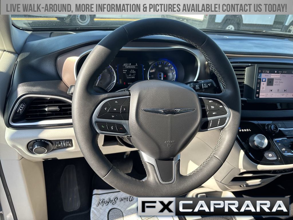 Used 2023 Chrysler Voyager Van