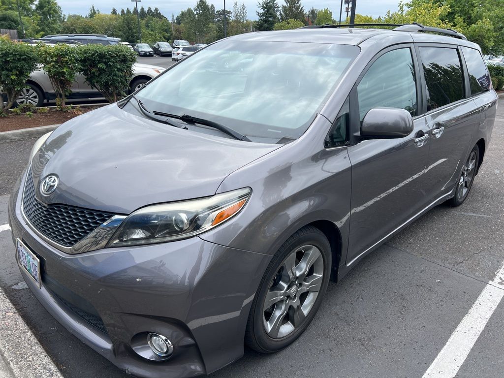 2016 Toyota Sienna SE Premium