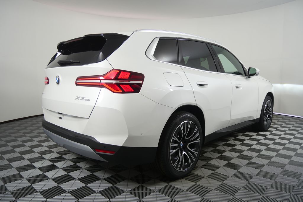 Thumbnail: 2026 BMW X3 - 3