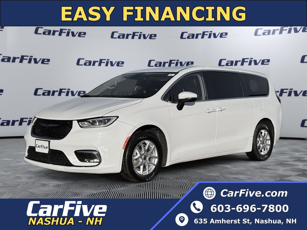 Bright White Clearcoat 2023 Chrysler Pacifica Touring L FWD Minivan Front-Wheel Drive 9-Speed Automatic