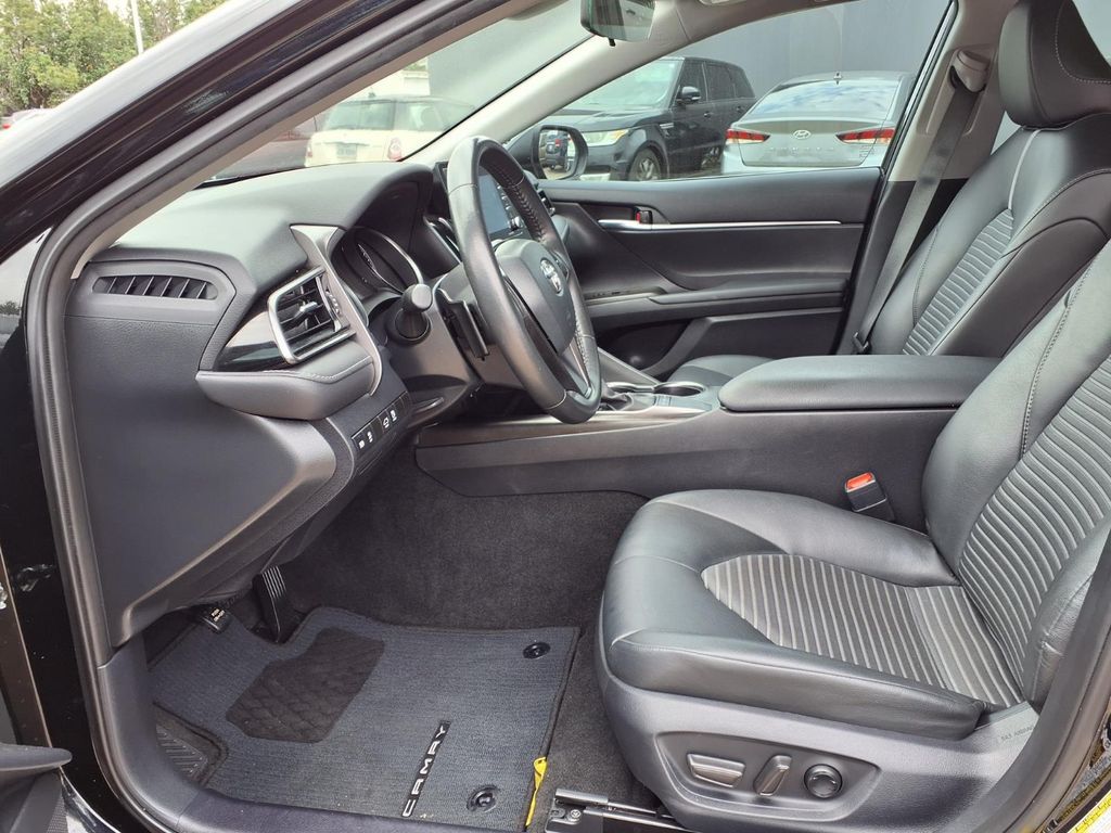 2024 Toyota Camry SE - 9