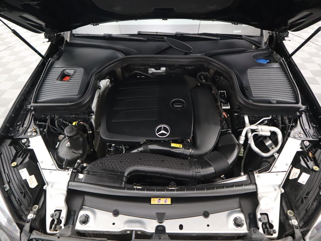 Thumbnail: 2022 Mercedes-Benz GLC - 29