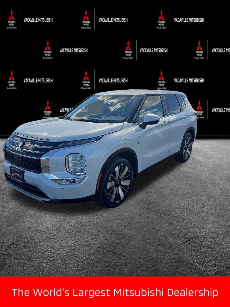 2026 Mitsubishi Outlander SE