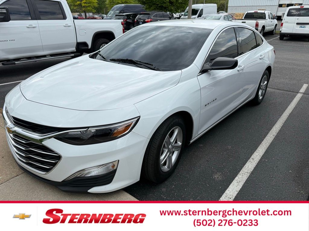 Summit White 2023 Chevrolet Malibu LS Fleet FWD Sedan Front-Wheel Drive Continuously Variable Transmission