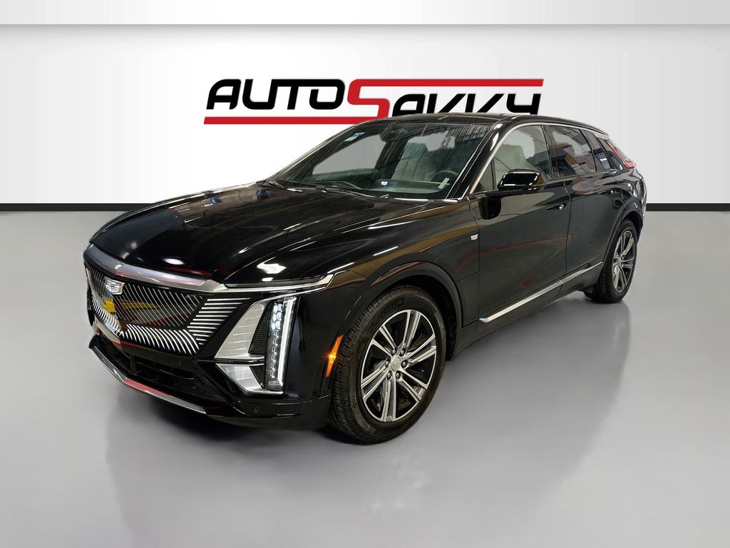 Used 2025 Stellar Black Metallic Cadillac Luxury image 3
