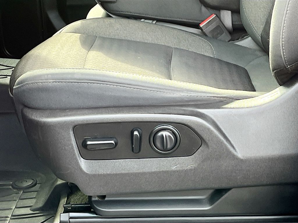 Used 2019 Gray Chevrolet RST image 18