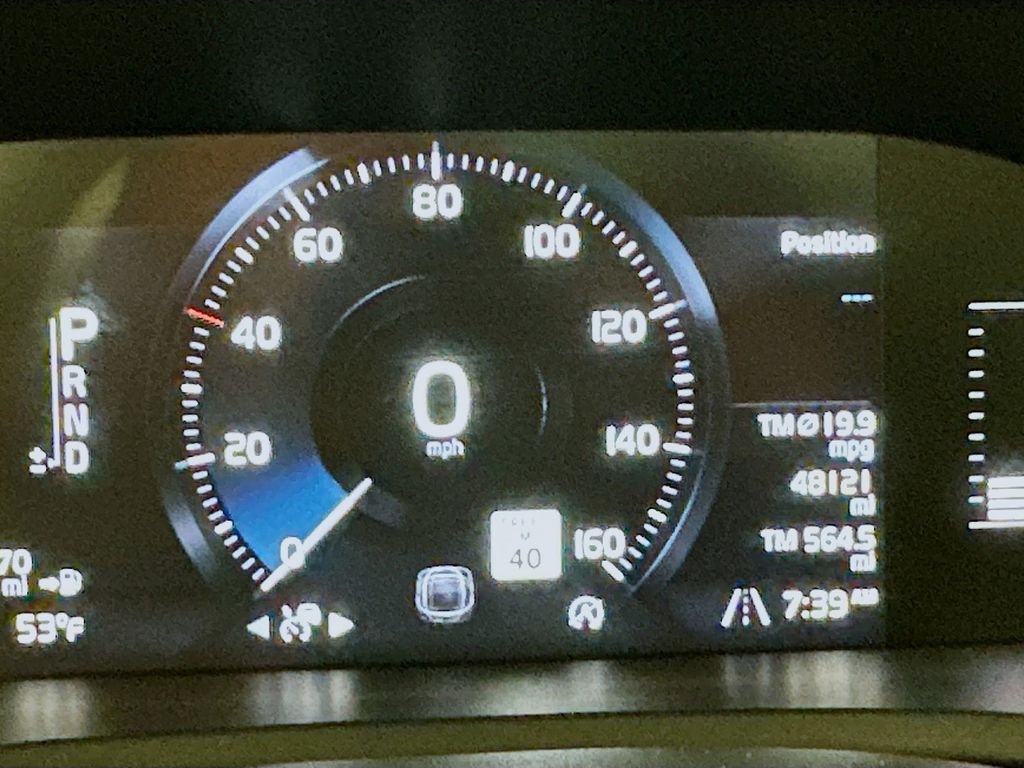 Thumbnail: 2018 Volvo XC90 - 12