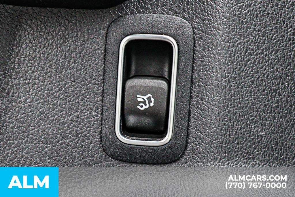 Used 2024 White Mercedes-Benz 250+ image 54